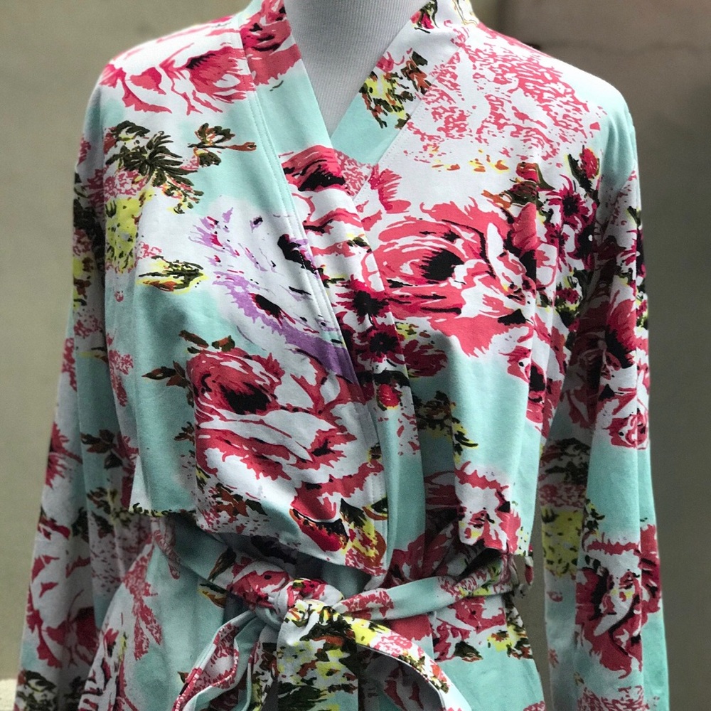 Maternity “Nursing” (size M) Robe
